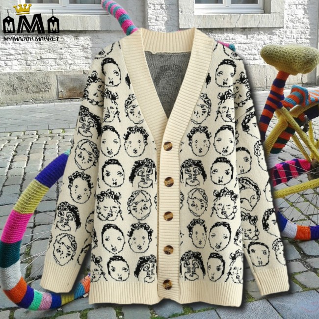GILET FEMME - COL EN V - I LOVE FACES 45,99 € | My Major Market GILET FEMME - COL EN V - I LOVE FACES 45,99 € | My Major Market