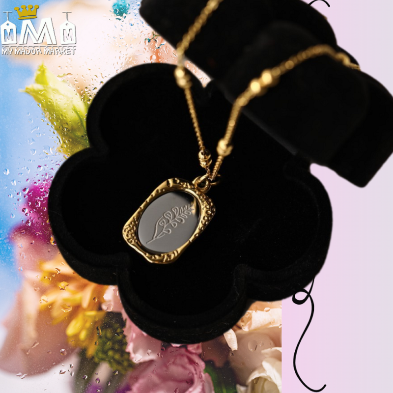 SAUTOIR GRAVÉ - LES FLEURS DE L'ANNÉE - 18.99 € | my major market SAUTOIR GRAVÉ - LES FLEURS DE L'ANNÉE - 18.99 € | my major market
